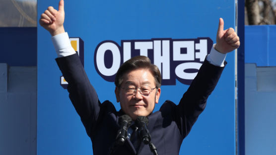 李, 마지막 휴일 서울 '올인'…"집 한 채 꿈 가능하게 국가 책임"