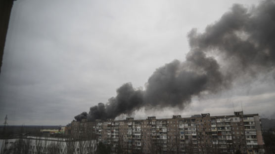 우크라 민간인 대피 시도 재개..."러시아, 휴전 이용해 더 진군"