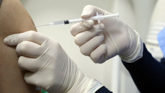 WHO 자문단 "오미크론 유행...코로나19 백신 접종 여전히 중요"