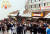 1990년 맥도날드가 모스크바 푸쉬킨광장에 첫 매장을 연 날의 풍경. 맥도날드는 8일 러시아에서 영업을 잠정 중단한다고 발표했다. [로이터=연합뉴스]