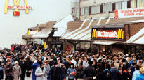 '소련 개방' 상징 맥도날드 철수…"마지막 빅맥" 수백미터 줄섰다
