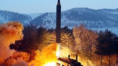[속보] 한미 "北 최근 쏜 탄도미사일은 ICBM실험…안보리 위반"