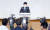 박홍원 부산대 교육부총장이 지난해 8월 24일 부산대학교 본관 3층 대회의실에서 조민 부산대의료전문대학원 졸업생에 대한 입학 취소를 발표하고 있다. 송봉근 기자