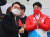 지난 4일 부산 이마트 사상점 앞 유세에 참석한 장제원 의원 모습(오른쪽). 연합뉴스