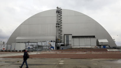 우크라 전력공사 “체르노빌 원전 또 정전…러軍이 전력선 파손”