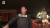 CNN 선임 국제특파원 매튜 찬스. 지난달 키이우의 한 옥상에서 생방송 중 폭발음에 깜짝 놀라 안전모와 방탄조끼를 챙겨 입는 모습. [유튜브 캡처]