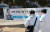 지난 2일 서울 동대문구 한국외국어대에서 새학기를 맞아 개강한 학생들이 발걸음을 옮기고 있다. 연합뉴스