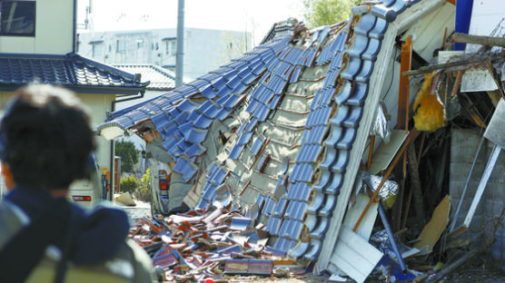 야경 관람차 조명도 껐다…후쿠시마 지진 여파 日 '절전' 소동