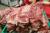 부산 음식점에서 돼지갈비살을 먹기 좋게 손질하고 있다. 사진은 기사와 관련 없음. 중앙포토