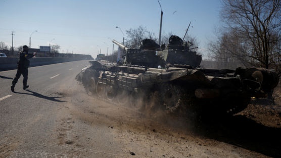 "탈영 땐 사살" 명령에 패닉…러시아 군인들 자기 몸에 한 짓