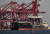 지난 1월 18일 울산신항에 접안한 고려해운 선박에서 컨테이너 하역작업이 이뤄지고 있다. 뉴스1