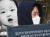 지난해 11월 26일 서울 서초구 서울고등법원 앞에서 정인이 양부모의 엄벌을 촉구하는 시민들이 정인이 2심 선고 결과에 대한 입장을 밝히며 눈물을 흘리고 있다. 뉴스1