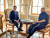 29일(현지시간) 터키 이스탄불에서 양측의 협상단 대표로 나섰던 블라디미르 메덴스키 러시아 대통령 보좌관(왼쪽)과 데이비드 아라카미아 인민의종 정당 대표(오른쪽). AP=연합뉴스