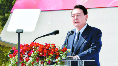 [사진] 윤 당선인, 4·3 추념식 참석 … 보수정당 최초