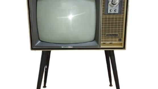 1966년 제작 우리나라 최초 '금성 TV' 경매…시작가 2500만원