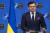 드미트로 쿨레바 우크라이나 외무장관이 나토 회의에 참석해 공격용 무기 지원을 요청했다. 연합뉴스