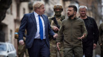 영국 총리, 키이우 전격방문…전세계 "우크라 돕자" 13조 모금