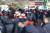 민주노총 건설노조가 지난 1월 20일 서울 종로구 청와대 사랑채 앞에서 '건설 노동자 결의대회'를 하고 있다. 연합뉴스