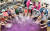 유성온천문화축제장을 찾은 어린이들이 한방족욕장에서 물장구를 치고 있다. 프리랜서 김성태
