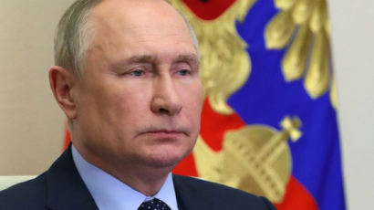 '러 자존심' 모스크바함 침몰…美경고 "분노한 푸틴, 핵 쏠수도"