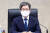  김명수 대법원장이 지난 3월 18일 오후 서울 서초구 대법원에서 화상으로 열린 전국법원장회의 임시회의에서 인사말을 하고 있다. 연합뉴스