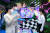 서울 코엑스에서 열린 '월드IT쇼 2022' 삼성전자관에 마련된 팀삼성 플레이그라운드에서 갤럭시S22로 촬영한 사진과 영상을 네오 QLED 8K의 생생한 초고화질로 확인할 수 있다. [사진 삼성전자]