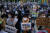 지난 8일 일본 도쿄에서 여성 단체들이 주최한 전쟁 반대 시위가 열렸다. 참가자들이 러시아의 우크라이나 침공에 반대하는 내용이 적힌 피켓 등을 들고 있다. [AP=연합뉴스] 