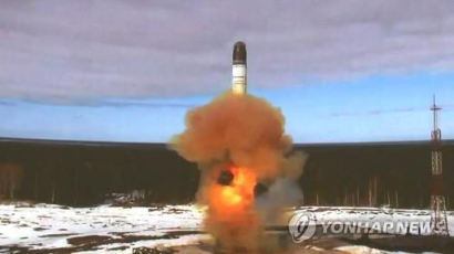 러 “‘히로시마 원폭 2000배 위력’ 신형 ICBM 올 가을 실전배치”