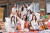 걸그룹 우주소녀. 맨 윗줄 가운데가 tvN '스물다섯 스물하나'에서 고유림 역을 연기해 얼굴을 알린 멤버 보나. [사진 우주소녀 트위터]