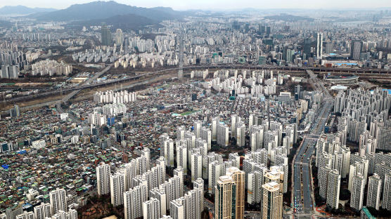 서울아파트는 '하늘의 별'…중위소득 영끌해도 살 집은 2.7%뿐