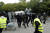 프랑스 경찰이 '노란조끼' 시위대의 폭력 시위 진압을 위한 훈련에 참여하고 있다. 연합뉴스