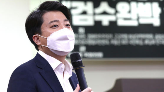 검수완박 난리통이지만 수도권 선거 캠프선 ‘정호영’ 아우성