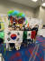 지난 20일부터 23일까지 미국에서 열린 세계 최대규모 로봇대회에 대한민국 대표로 나선 광주지역 초등학생들이 멕시코 대표들과 함께 기념사진을 찍고 있다. 사진 광주 계림초등학교