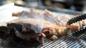 '미친 소' 잊었다…고기에 미친 한국인, 밥보다 더 먹는다
