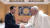 프란치스코 교황이 4일(현지시간) 바티칸을 방문한 기시다 후미오 일본 총리와 악수를 하고 있다. [AFP=뉴스1]
