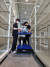 물류창고용 로봇 개발사 플로틱의 팀원들이 창고에서 일하는 모습. [사진 플로틱]