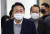 지난 1월 윤석열 당시 국민의힘 대선 후보가 권영세 의원과 간담회에 참석하는 모습. 뉴스1