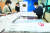 제8회 전국동시지방선거를 한 달 앞둔 2일 전북 전주시 전라북도선거관리위원회에서 관계자들이 지방선거 관련 포스터를 점검하고 있다. 뉴스1
