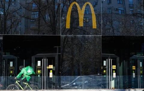 맥도날드, 러시아 진출 32년 만에 철수…"현지 기업인에 매각"
