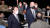  윤석열 대통령이 22일 조 바이든 미국 대통령과 경기 오산 공군기지에 위치한 항공우주작전본부(KAOC) 작전조정실을 찾아 현황보고를 받고 있다. 대통령실사진기자단 