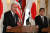 23일 오후 일본 도쿄 영빈관에서 조 바이든 미국 대통령(왼쪽)과 기시다 후미오 일본 총리가 기자회견을 하고 있다. [AFP=연합뉴스]