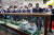 윤석열 대통령이 24일 대구 엑스코(EXCO)에서 열린 2022 세계가스총회 개회식에 참석해 전시장을 둘러보고 있다. 대통령실사진기자단
