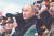 블라디미르 푸틴 러시아 대통령이 열병식을 지켜보고 있다. [AP=연합뉴스]