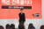 소설가 김영하. 1일 2022 서울국제도서전에서 강연을 하는 모습. [사진 대한출판문화협회]