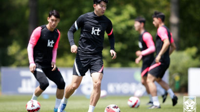 [포토타임]한국축구, 2일 세계최강 브라질과 평가전… 훈련하는 손흥민