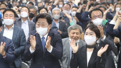 이재명발 악재에도 살았다…오영훈 "제주 미래는 도민이 결정"