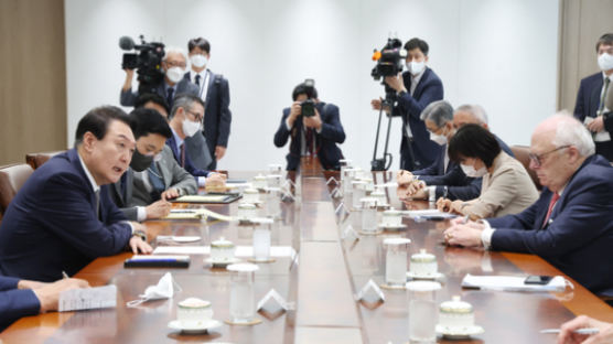 尹대통령 “굳건한 한미동맹 토대로 한국 역할과 책임 확대할 것”