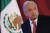 로페스 오브라도르 멕시코 대통령이 6일 멕시코시티에서 열린 기자회견에서 "미주 정상회의에 참석하지 않을 것"이라고 발표하고 있다. 신화=연합뉴스