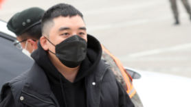 '상습도박' 승리, 민간교도소에 갇힌다…9일 전역 처분