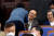 더불어민주당 홍영표 의원이 7일 오후 서울 여의도 국회에서 열린 의원총회에서 의원들과 인사하고 있다. 연합뉴스